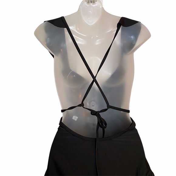 NWT Plus Size One Piece Bathing Suit Black Ruffles - Picture 11 of 12